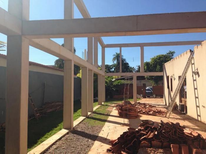 BIM建筑|自具结构形式美感的混凝土“网格”住宅