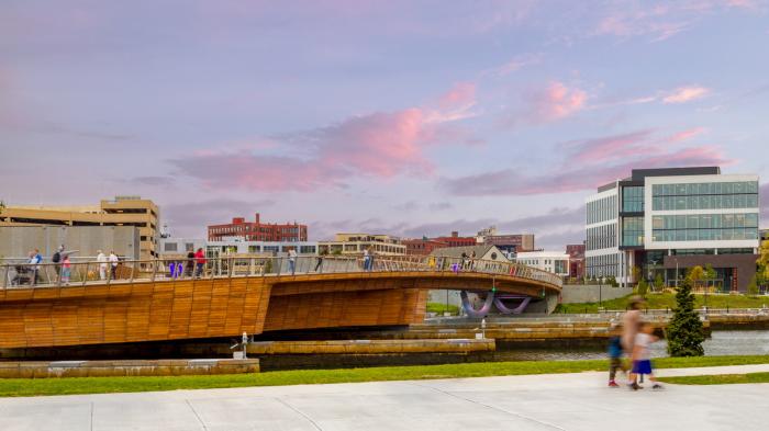 BIM建筑|城市的纽带——普罗维登斯人行桥