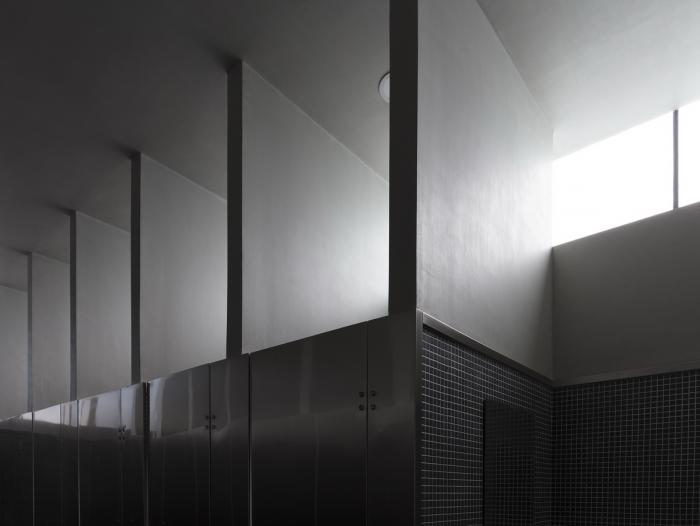 BIM建筑|北京国际雕塑公园公共厕所：一次都市服务设施的营造实践 / 如式建筑