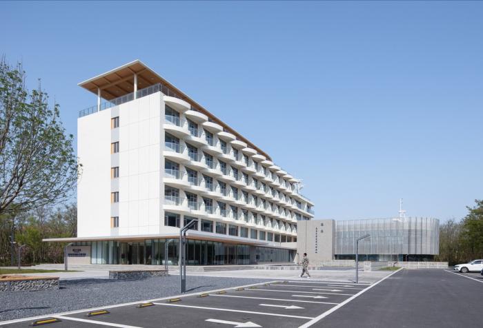 BIM建筑|烟台海洋经济创新区总部基地改造 / 水石设计