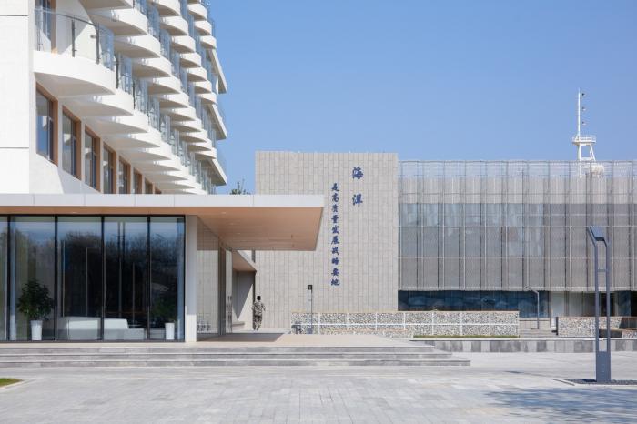 BIM建筑|烟台海洋经济创新区总部基地改造 / 水石设计