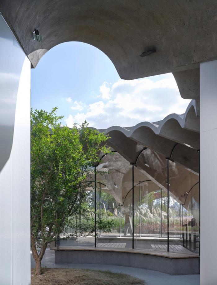 BIM建筑|形聚而神散，净水池咖啡厅 / 同济原作设计工作室