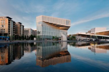 BIM建筑|雾色幕墙下，安享日光浴：挪威图书馆“Deichman”-BIM建筑网