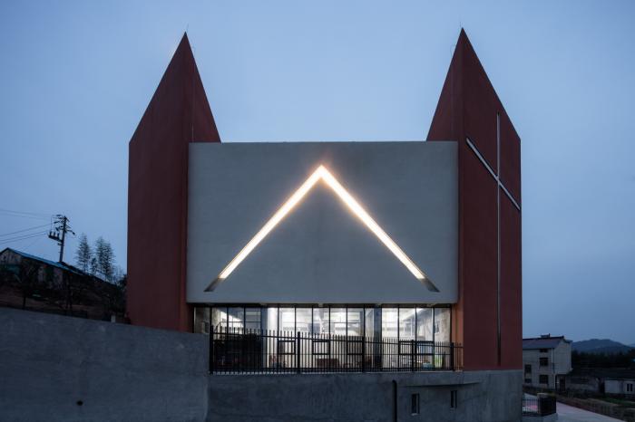 BIM建筑|场所的重构——绩溪基督教堂的对话与建造 / 如式建筑