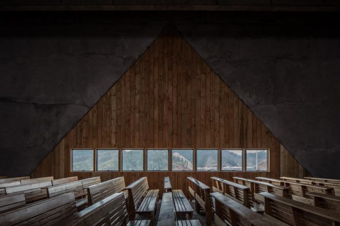 BIM建筑|场所的重构——绩溪基督教堂的对话与建造 / 如式建筑