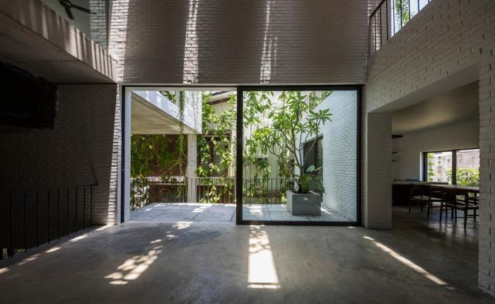 BIM建筑|错落的盒子，可呼吸的“绿色之肺”：岘港住宅 / 武重义建筑事务所