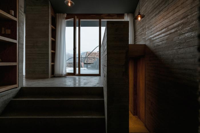 BIM建筑|仿佛自古而来——台上之家 / 察社办公室