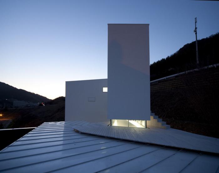 BIM建筑|斜坡上的住宅：8008