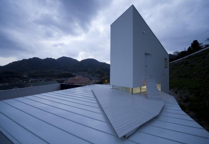 BIM建筑|斜坡上的住宅：8008