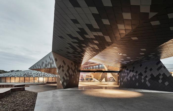 BIM建筑|抽象解构的“长脊”：澳大利亚企鹅归巢游客中心