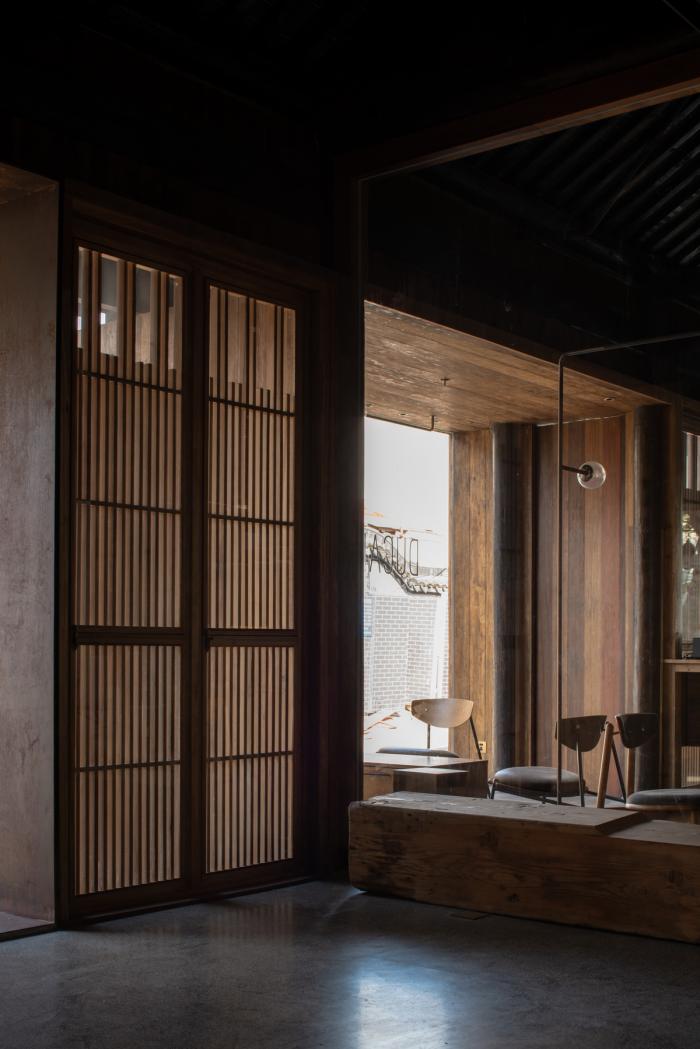 BIM建筑|江南老街与咖啡文化的碰撞：d-u 渡咖文集 / 本哲建筑