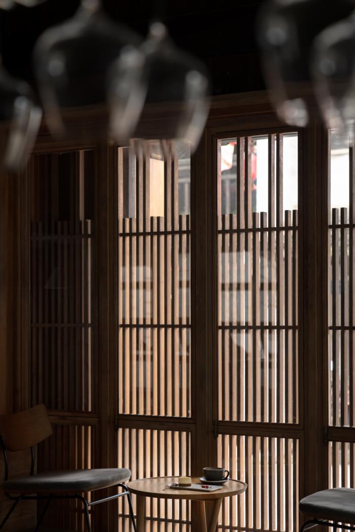 BIM建筑|江南老街与咖啡文化的碰撞：d-u 渡咖文集 / 本哲建筑