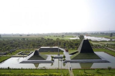 BIM建筑|以圣洁之水通向纯净信仰世界——印度石阶寺庙-BIM建筑网