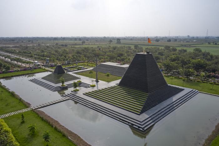 BIM建筑|以圣洁之水通向纯净信仰世界——印度石阶寺庙