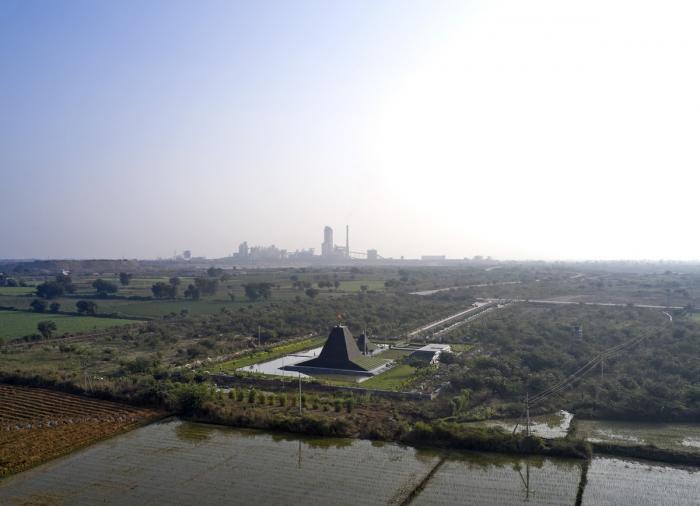 BIM建筑|以圣洁之水通向纯净信仰世界——印度石阶寺庙