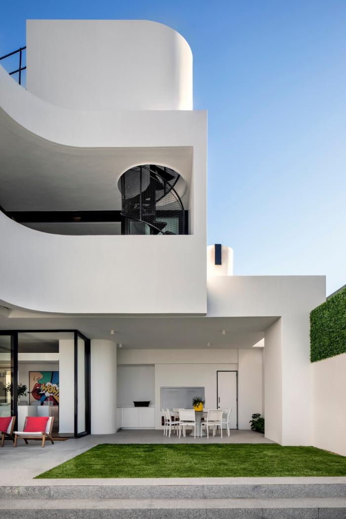 BIM建筑|充满未来主义色彩的“雕塑”：南非海景街216号