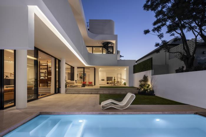 BIM建筑|充满未来主义色彩的“雕塑”：南非海景街216号