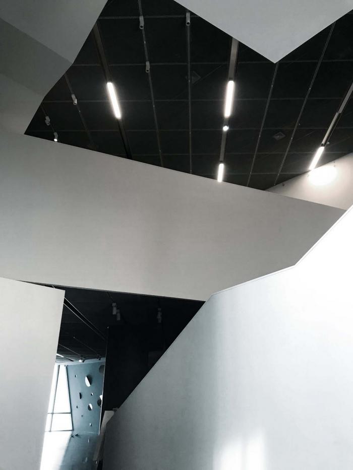 BIM建筑|冲破方盒子，释放创造力——深圳iADC设计博物馆 / 严迅奇建筑师事务所