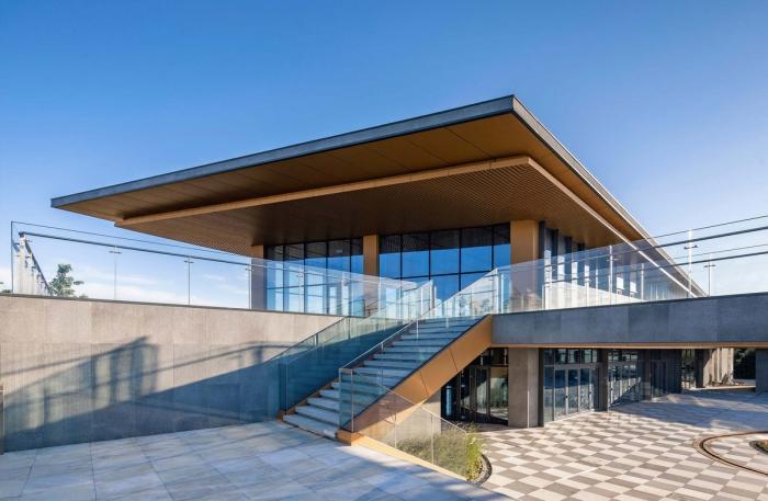 BIM建筑|大地之痕：七色山矿坑花园游客中心 / UUA建筑师事务所