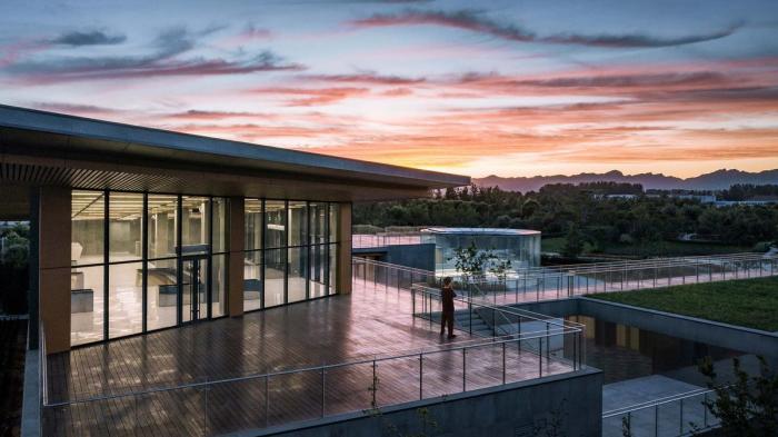 BIM建筑|大地之痕：七色山矿坑花园游客中心 / UUA建筑师事务所