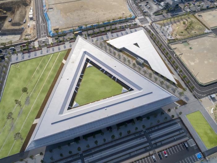 BIM建筑|追手门学院大学“学术方舟” / 三菱地所设计