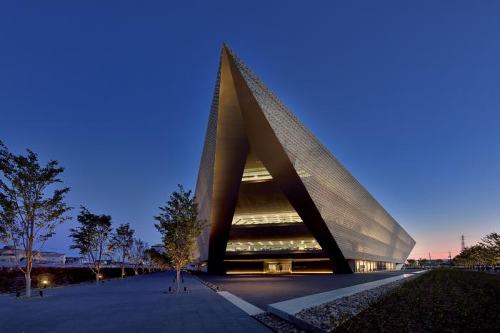 BIM建筑|追手门学院大学“学术方舟” / 三菱地所设计