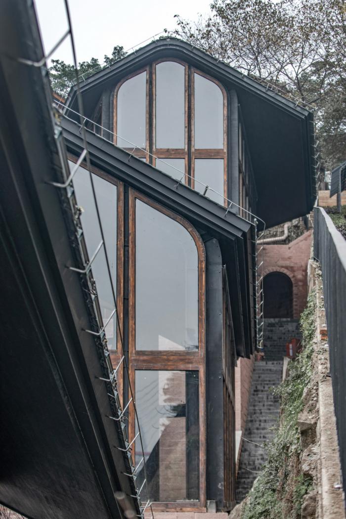 BIM建筑|重庆故宫学院（安达森洋行改造） / 非常建筑