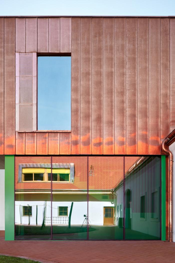 BIM建筑|童话书中的儿童城堡：Vřesovice小学扩建