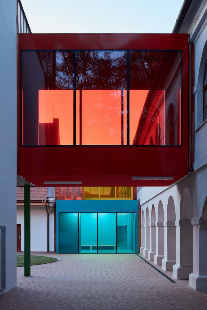 BIM建筑|童话书中的儿童城堡：Vřesovice小学扩建