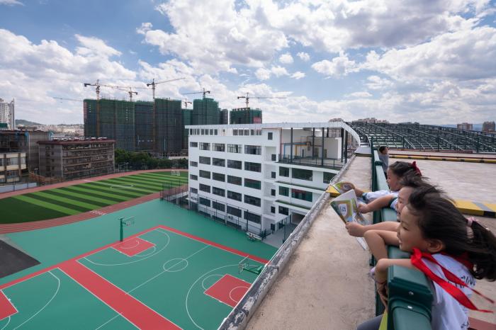 BIM建筑|校园再生，半山半校：云南玉溪生态实验小学 / 思序设计