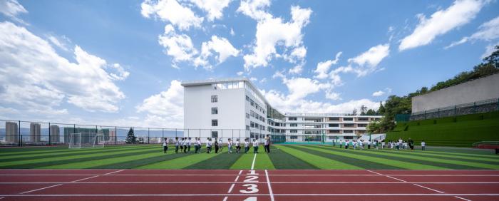 BIM建筑|校园再生，半山半校：云南玉溪生态实验小学 / 思序设计