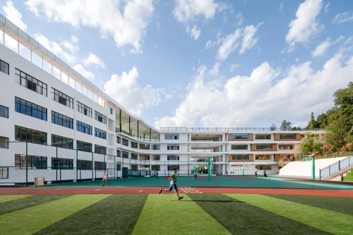 BIM建筑|校园再生，半山半校：云南玉溪生态实验小学 / 思序设计