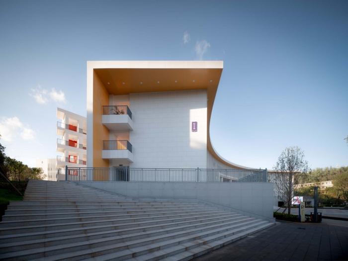 BIM建筑|立体“院落”空间：云南师范大学实验中学 / 清华大学建筑设计院 + 清华大学建筑学院