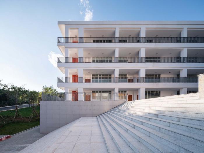 BIM建筑|立体“院落”空间：云南师范大学实验中学 / 清华大学建筑设计院 + 清华大学建筑学院