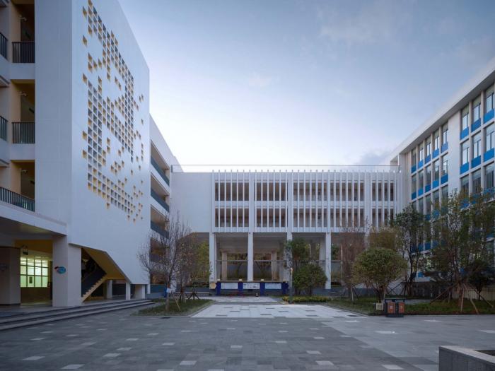 BIM建筑|立体“院落”空间：云南师范大学实验中学 / 清华大学建筑设计院 + 清华大学建筑学院