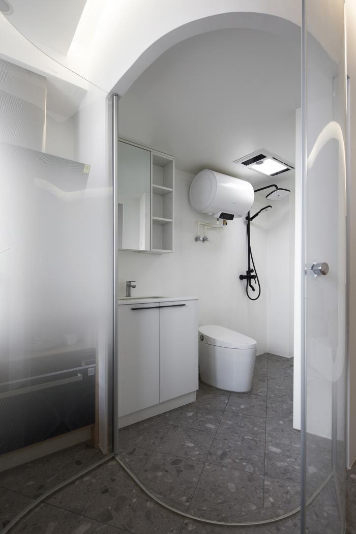 BIM建筑|「 微 居 」一种极小户型的空间释放 / 戏构建筑设计