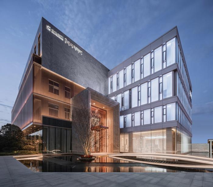 BIM建筑|素雅与轻奢并存：成都金地商置&弘阳地产·梵锦108生活体验馆 / 成执设计