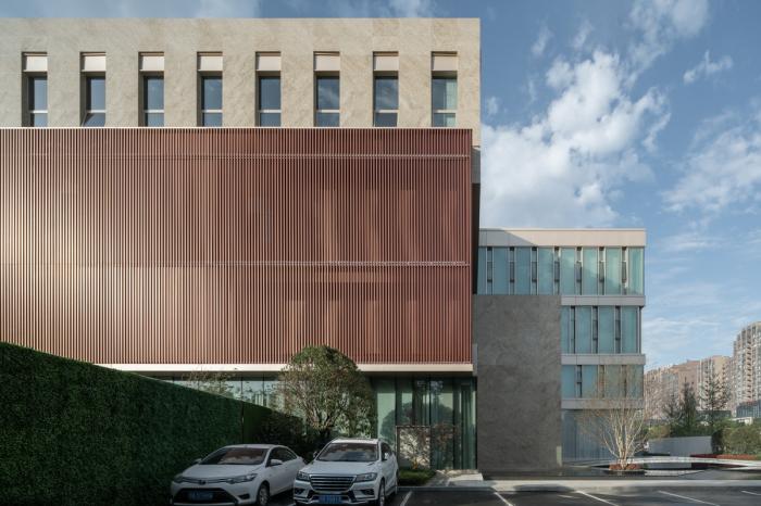 BIM建筑|素雅与轻奢并存：成都金地商置&弘阳地产·梵锦108生活体验馆 / 成执设计