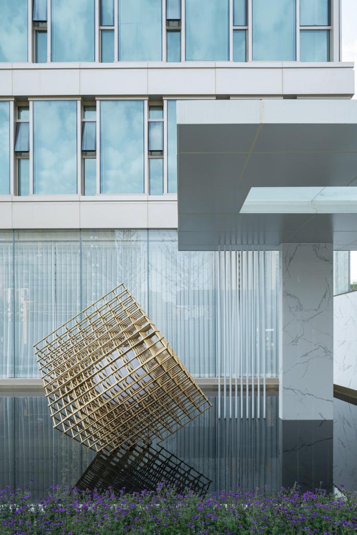 BIM建筑|素雅与轻奢并存：成都金地商置&弘阳地产·梵锦108生活体验馆 / 成执设计