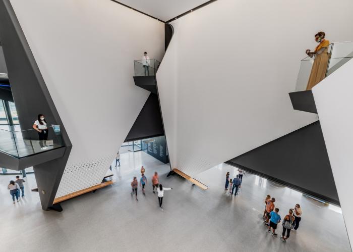 BIM建筑|如“风车”般旋转：美国奥林匹克博物馆 / DS+R