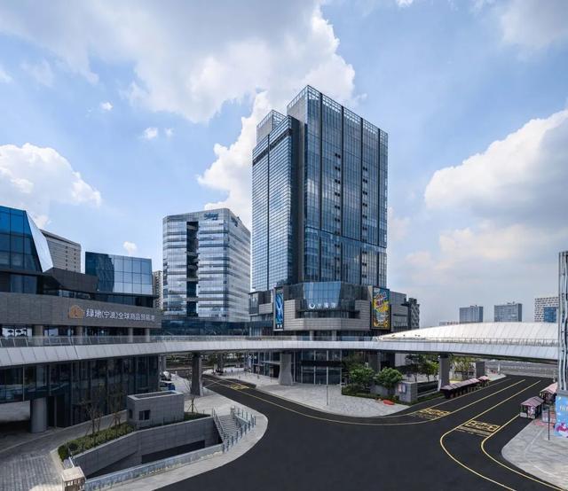 宁波外滩遇见小陆家嘴，绿地中心重塑甬城天际线