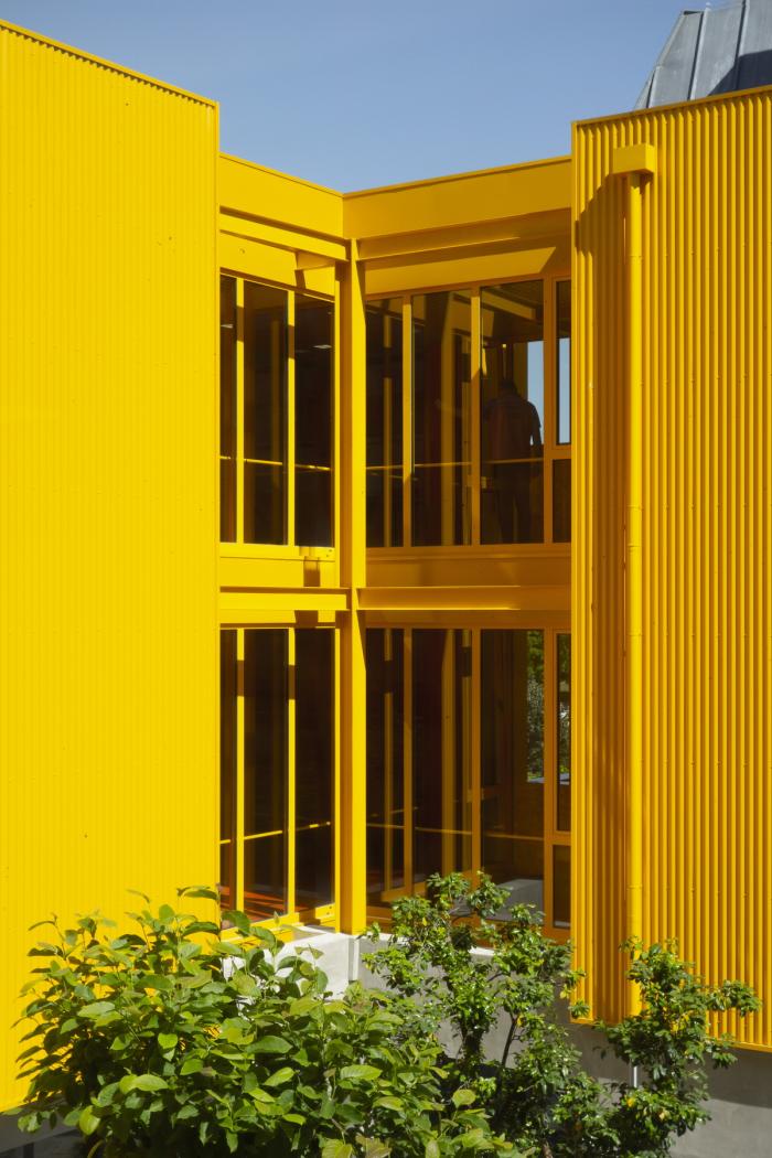 BIM建筑|单调色中的一道亮丽风景：ARTAVE/CCM 音乐学院加建