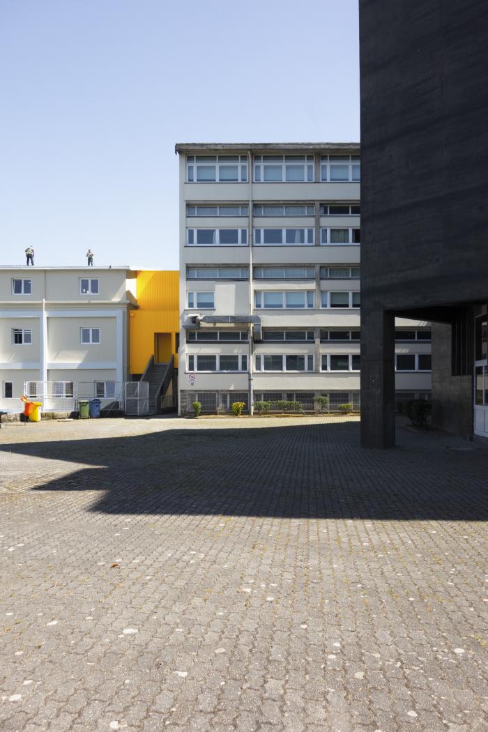 BIM建筑|单调色中的一道亮丽风景：ARTAVE/CCM 音乐学院加建