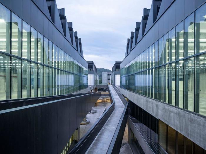 BIM建筑|杭州老鹰画室 / 未觉建筑