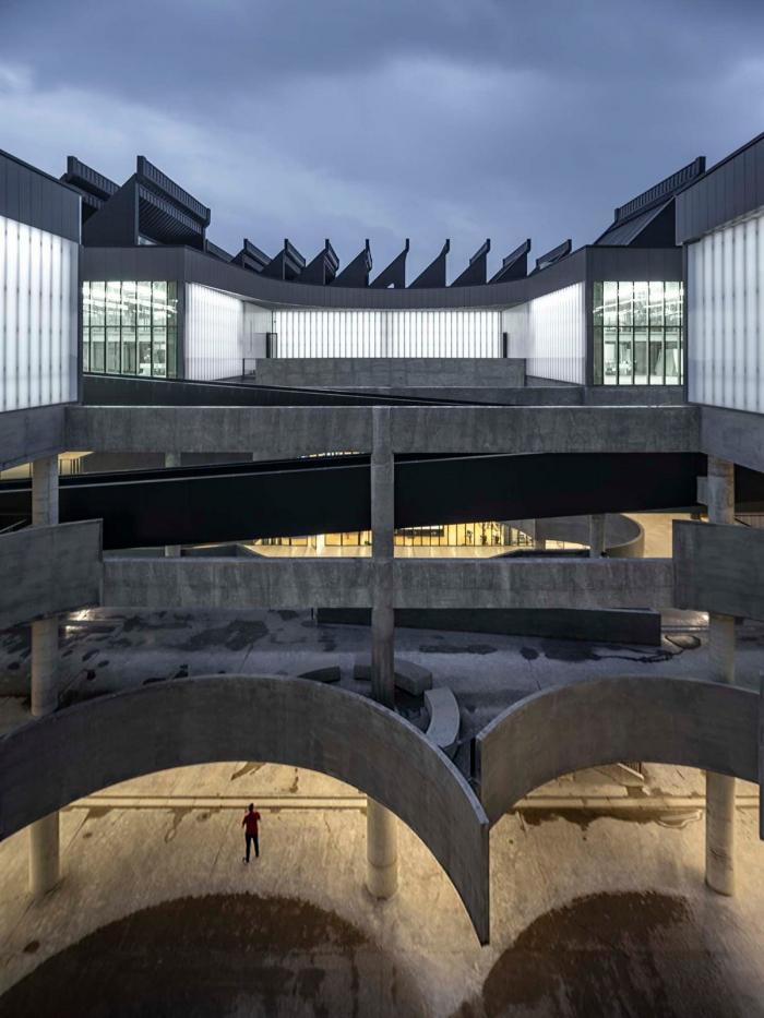 BIM建筑|杭州老鹰画室 / 未觉建筑