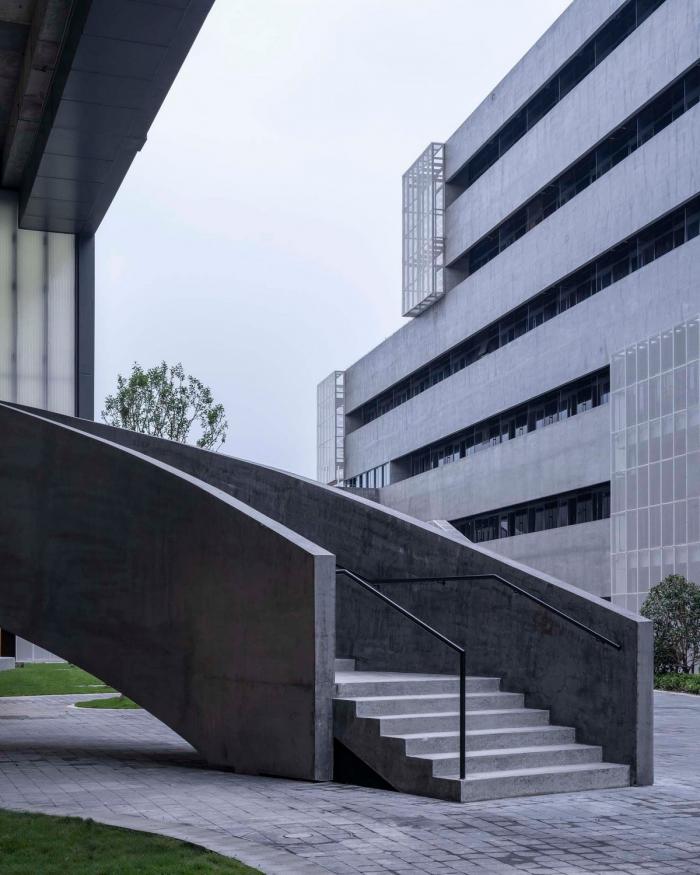 BIM建筑|杭州老鹰画室 / 未觉建筑