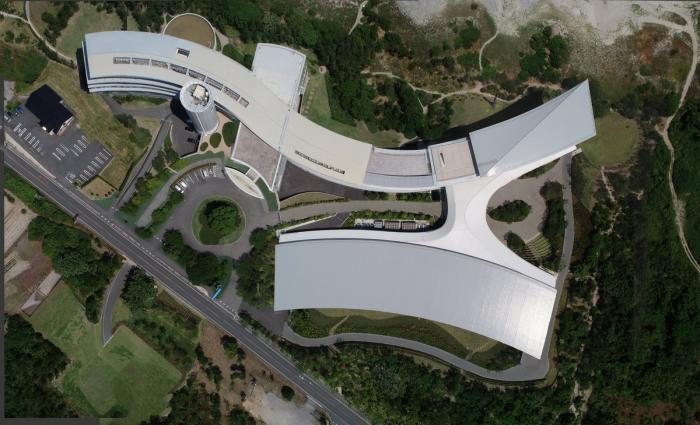 BIM建筑|流动身形，与海浪共舞：大金工业总部 / 竹中工务店