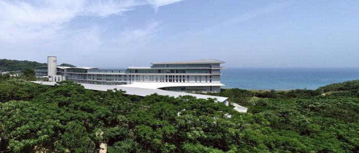 BIM建筑|流动身形，与海浪共舞：大金工业总部 / 竹中工务店