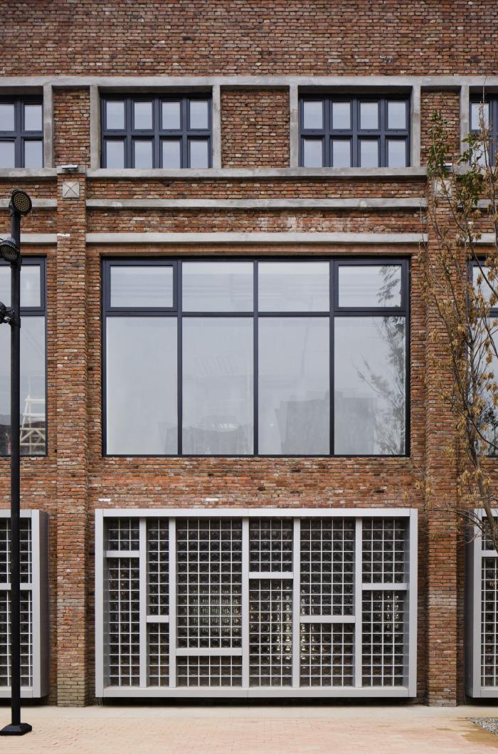 BIM建筑|沈阳红梅文创园 / 青木宏+东京如是建筑设计事务所