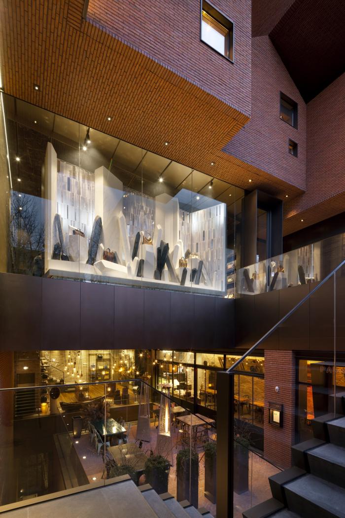 BIM建筑|村庄小房子堆砌于白色盒子中：韩国0914旗舰店